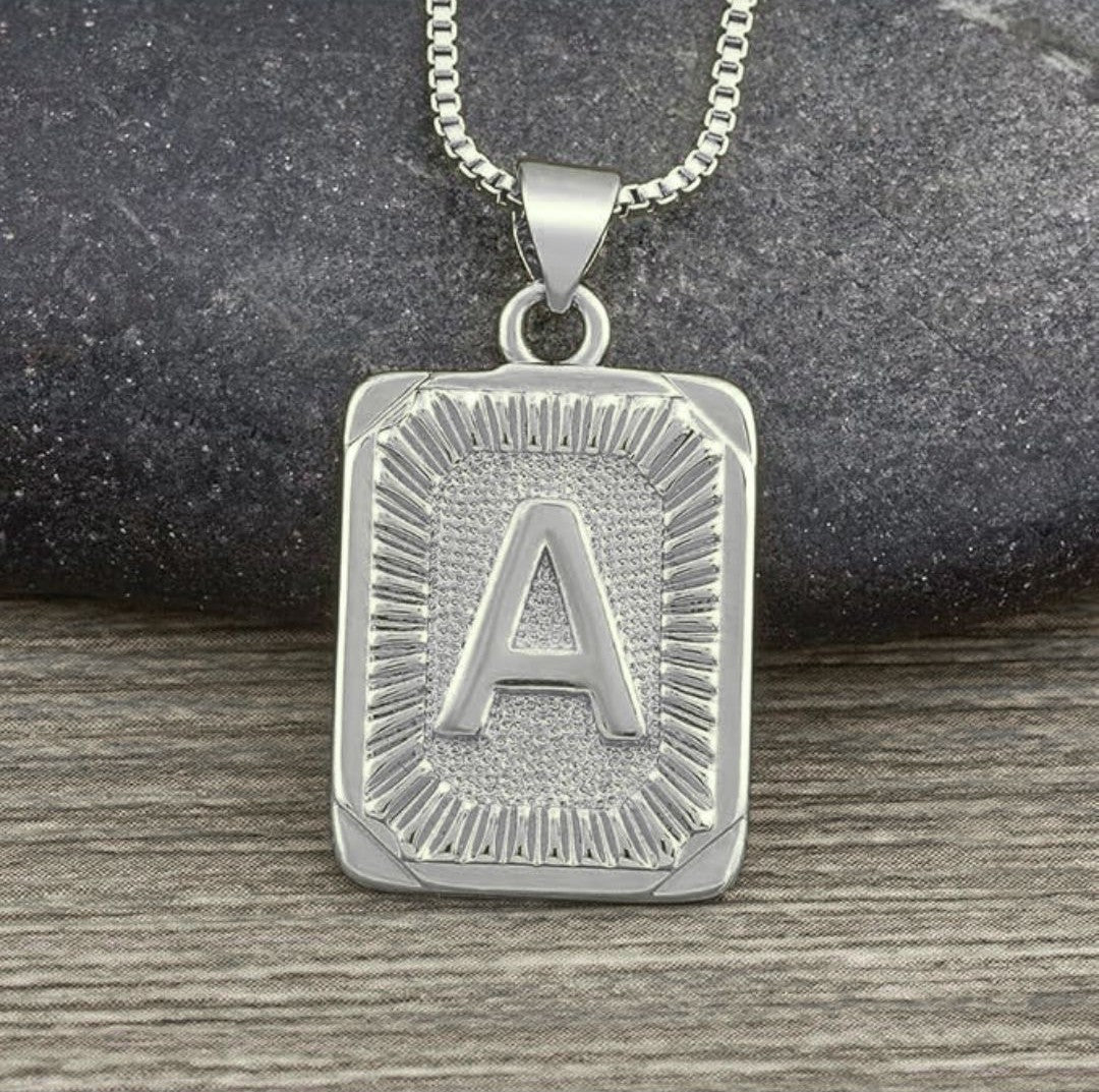 COLLAR LETRA ACERO