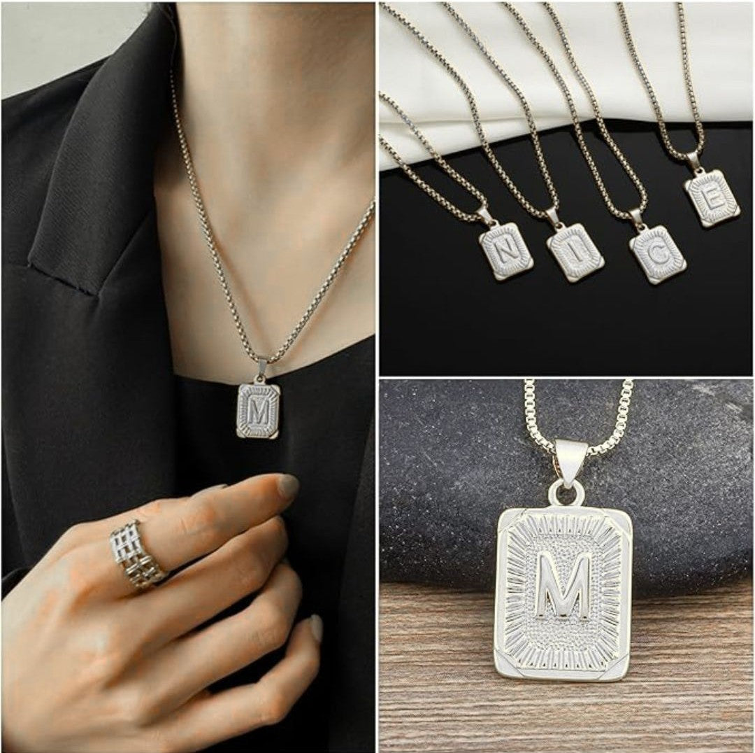 COLLAR LETRA ACERO