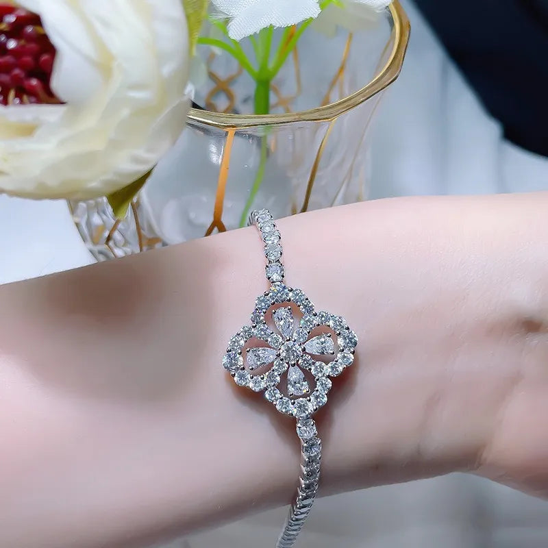 PULSERA TREBOL