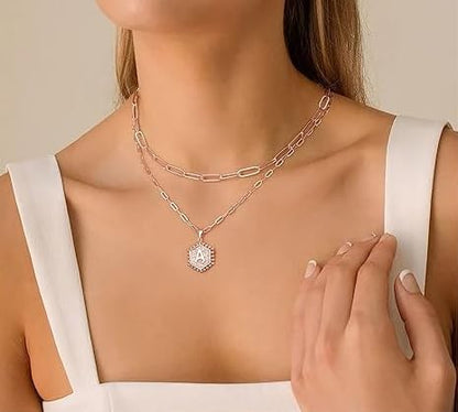 COLLAR LETRA HEX PLATA