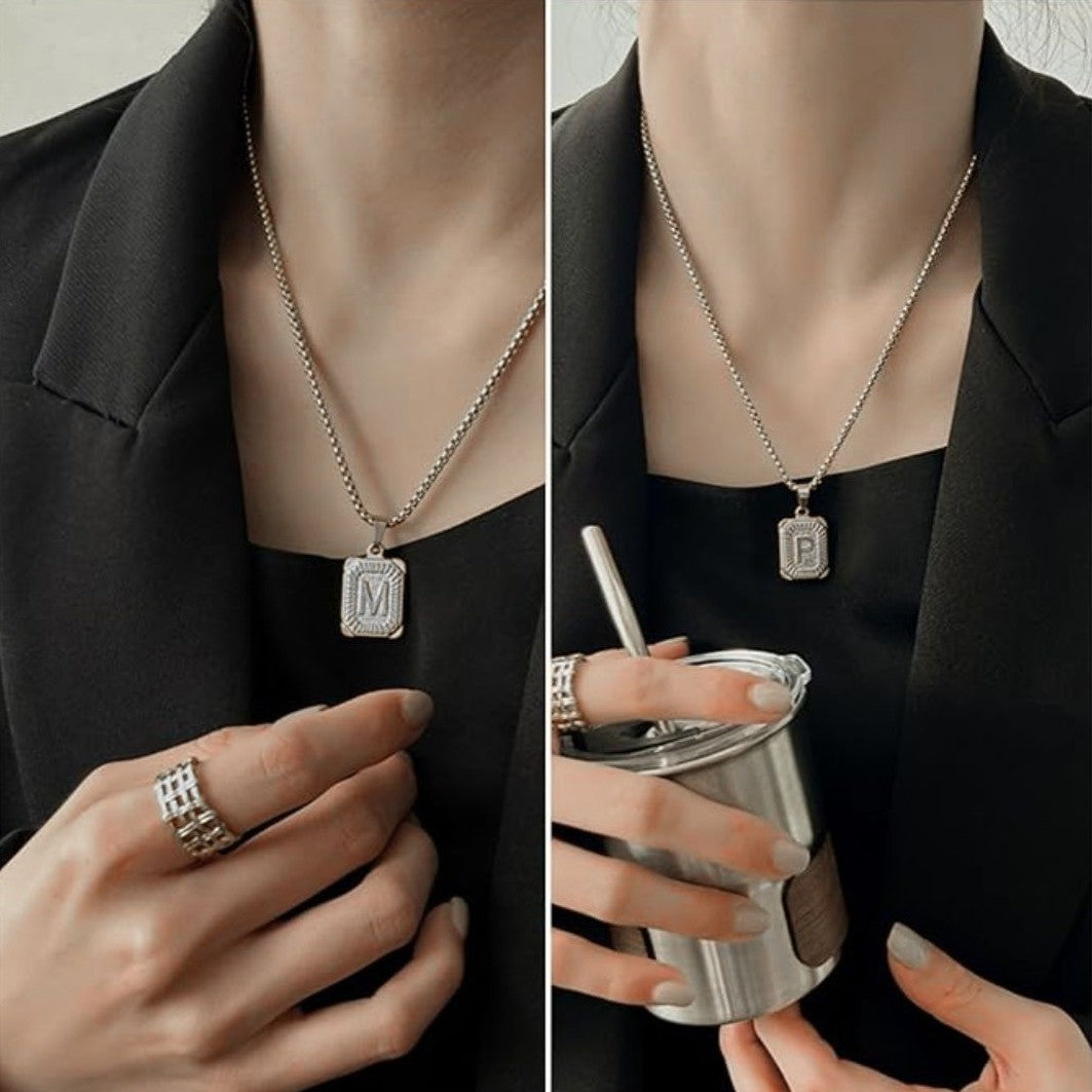 COLLAR LETRA ACERO